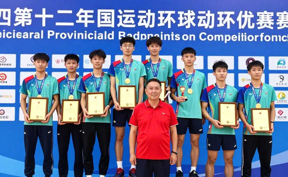 Alwi Farhan Spars with Kento Momota in Tokyo: Reading PBSI's Final Camp Before the 2026 Asian Games Alwi Farhan Spars with Kento Momota in Tokyo: Reading PBSI's Final Camp Before the 2026 Asian Games