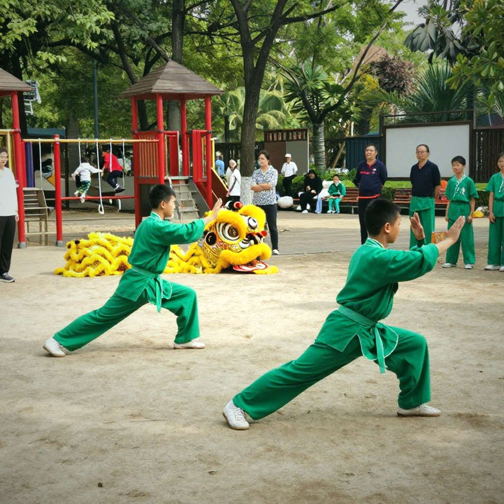 Tsarukyan vs. Ruffy: Lằn ranh giữa ngai vàng và cú đấm thép tại UFC 331 Tsarukyan vs. Ruffy: Lằn ranh giữa ngai vàng và cú đấm thép tại UFC 331