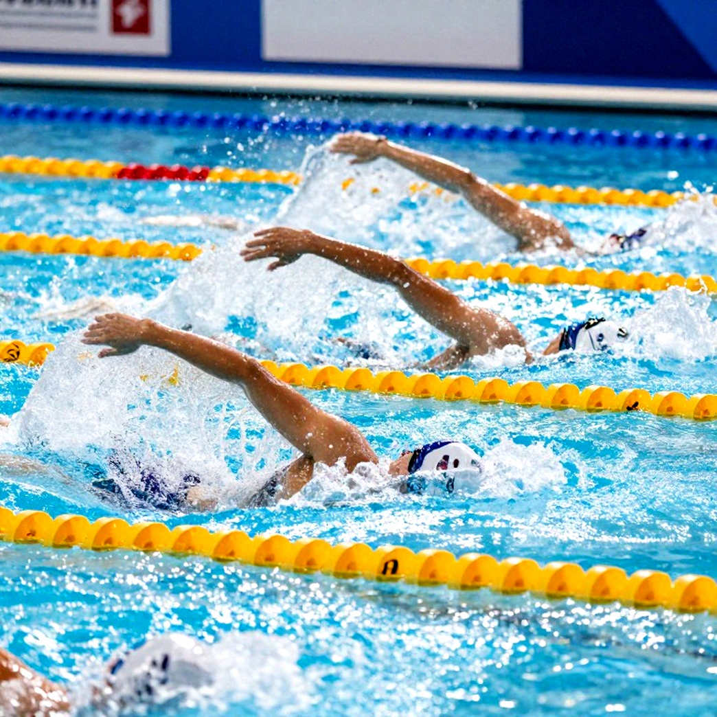 Roos Vanotterdijk phá kỷ lục Bỉ 100m bướm với 55.29 giây: Nghịch lý nằm ở khoảng cách giữa hai loại bể