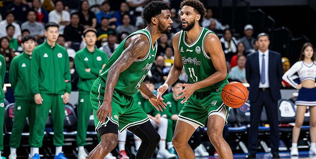 Bong bóng ảo thực: Cedi Osman tỏa sáng, PAOK đánh bại Manresa trong ngày trở lại EuroCup