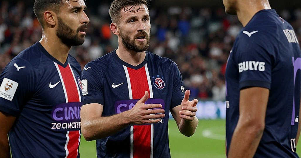 Max Dowman: 90 phút, một cú đúp và cuộc đua đóng gói một tài sản 16 tuổi Max Dowman: 90 phút, một cú đúp và cuộc đua đóng gói một tài sản 16 tuổi